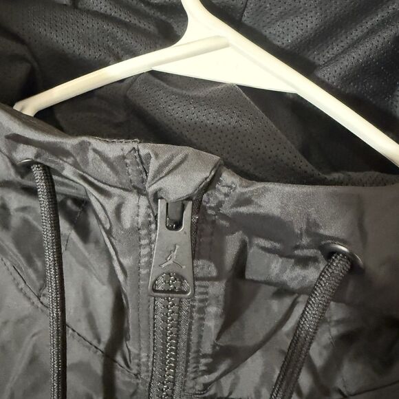 Nike Air Jordan Essentials Woven Jacket Size M #DA9832 Red Black Full Zip Hood - Picture 10 of 14